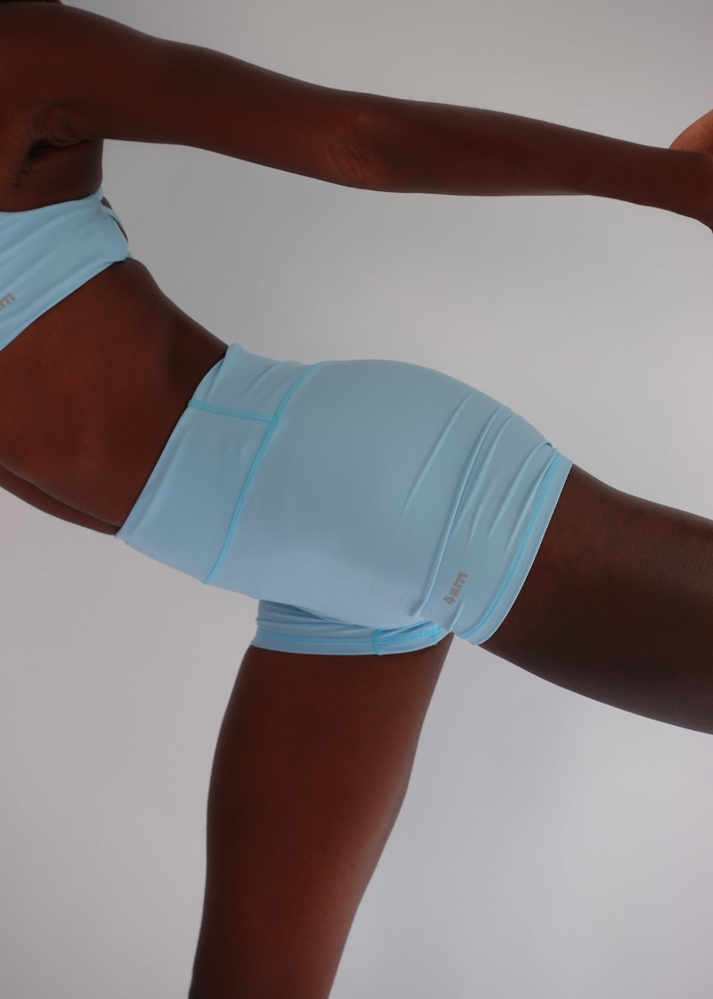 Fit Set (Top+Shorts)